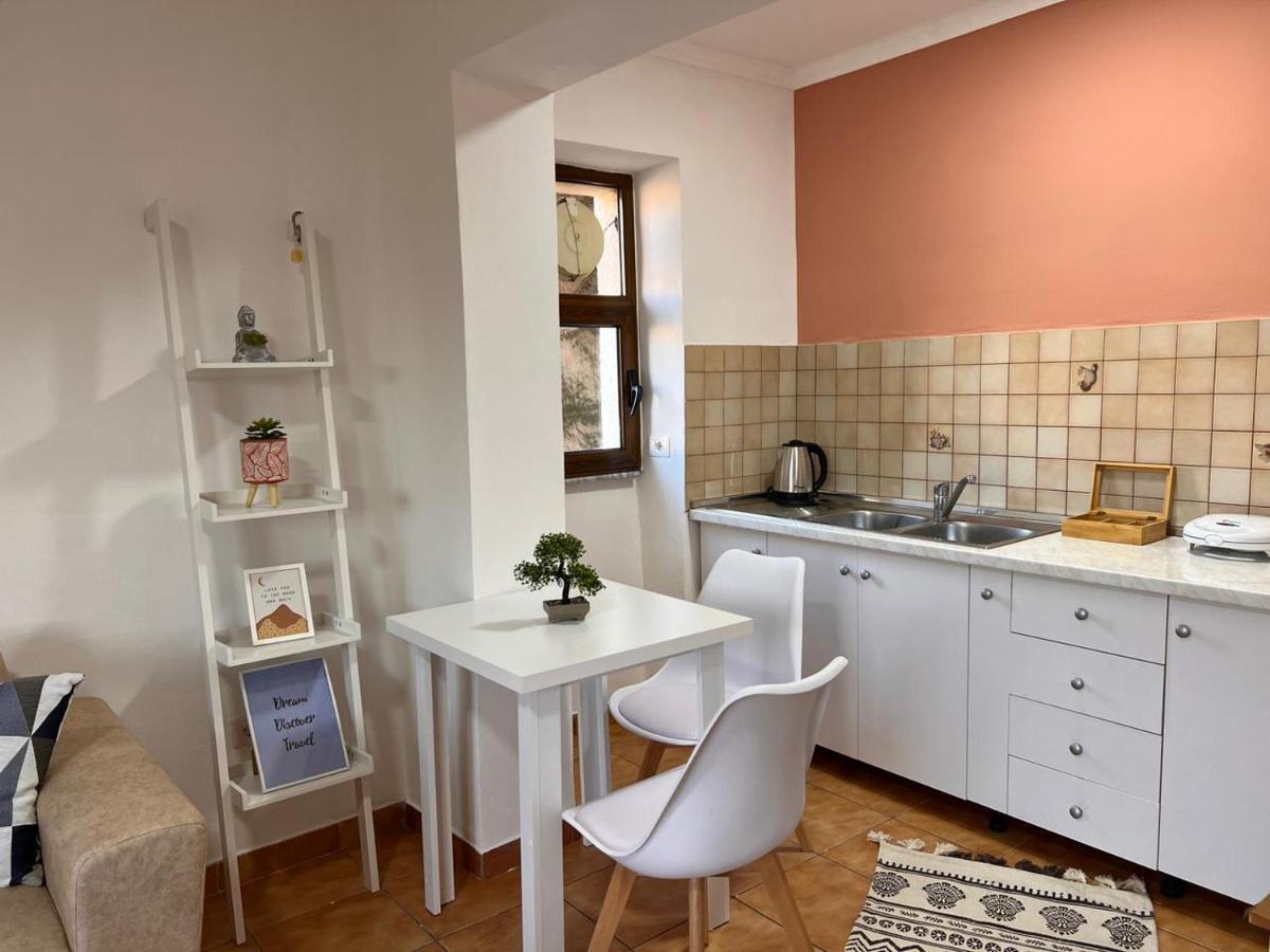Centre Apartment In Shkodra Exterior foto