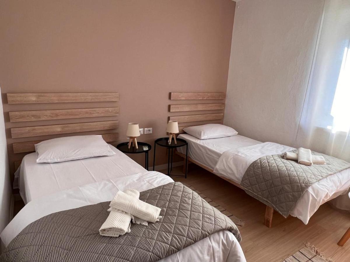Centre Apartment In Shkodra Exterior foto